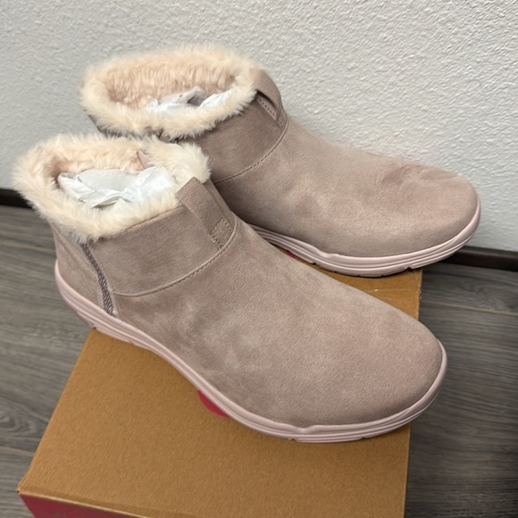 Ryka Water-Repellent Side-Zip Ankle Boots Faux Fur-Amber - Picture 5 of 6